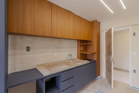 Cozinha de kitnet/studio à venda com 1 quarto, 26m² em Indianópolis, São Paulo