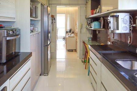 Apartamento para alugar com 143m², 3 quartos e 4 vagas