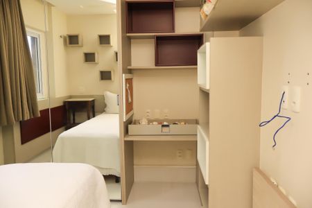 Apartamento para alugar com 143m², 3 quartos e 4 vagas