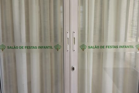 Apartamento para alugar com 143m², 3 quartos e 4 vagas