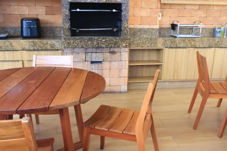 Apartamento para alugar com 143m², 3 quartos e 4 vagas