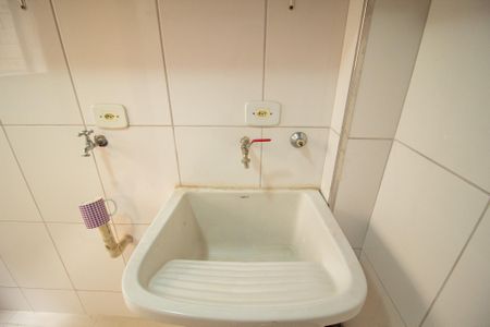 Apartamento para alugar com 71m², 2 quartos e 1 vagaÁrea de Serviço