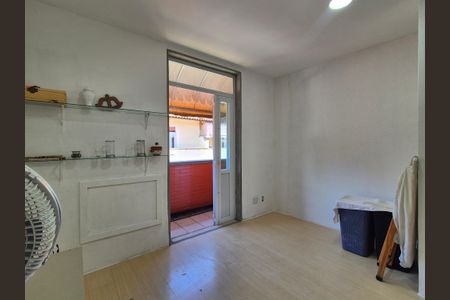 Casa de condomínio para alugar com 145m², 3 quartos e 2 vagasSuíte 3