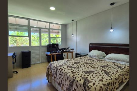 Casa de condomínio para alugar com 145m², 3 quartos e 2 vagasSuíte 2