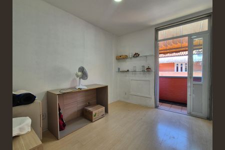 Casa de condomínio para alugar com 145m², 3 quartos e 2 vagasSuíte 3