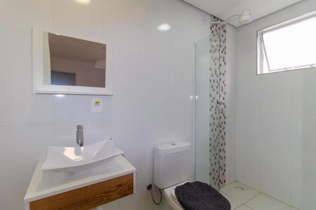 Banheiro de casa para alugar com 1 quarto, 34m² em Vila Celeste, São Paulo