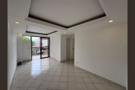 Sala de apartamento para alugar com 2 quartos, 90m² em Recreio dos Bandeirantes, Rio de Janeiro