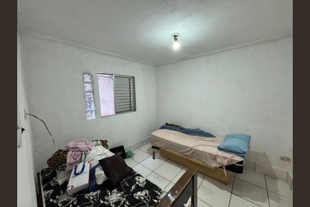 Quarto 1 de casa para alugar com 1 quarto, 32m² em Arthur Alvim, São Paulo