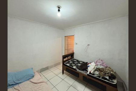 Quarto 1 de casa para alugar com 1 quarto, 32m² em Arthur Alvim, São Paulo