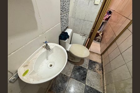 Casa para alugar com 32m², 1 quarto e sem vaga Casa para alugar com 32m², 1 quarto e sem vagaBanheiro