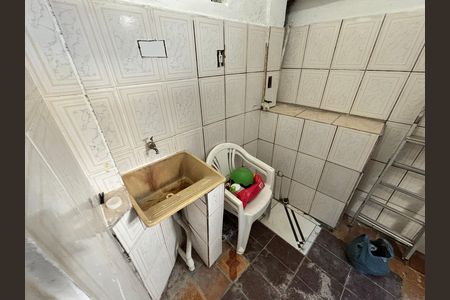 Área de Serviço de casa para alugar com 1 quarto, 32m² em Arthur Alvim, São Paulo