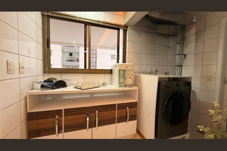 Apartamento para alugar com 183m², 3 quartos e 2 vagasÁrea de Serviço