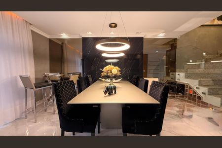 Apartamento para alugar com 183m², 3 quartos e 2 vagas Apartamento para alugar com 183m², 3 quartos e 2 vagasSala Jantar