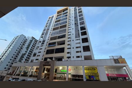 Apartamento para alugar com 183m², 3 quartos e 2 vagas Apartamento para alugar com 183m², 3 quartos e 2 vagasFachada