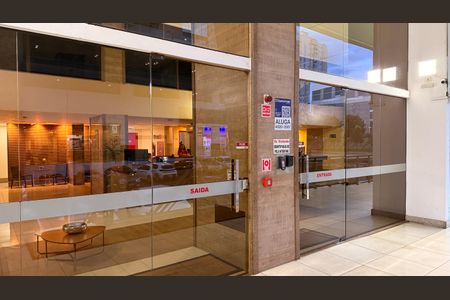 Apartamento para alugar com 183m², 3 quartos e 2 vagas Apartamento para alugar com 183m², 3 quartos e 2 vagasPlaca "Quinto Andar"