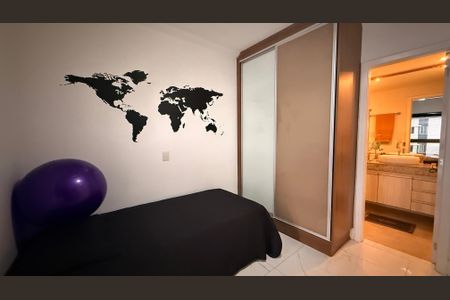 Apartamento para alugar com 183m², 3 quartos e 2 vagas Apartamento para alugar com 183m², 3 quartos e 2 vagasQuarto 03 - Suíte