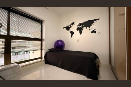 Apartamento para alugar com 183m², 3 quartos e 2 vagas Apartamento para alugar com 183m², 3 quartos e 2 vagasQuarto 03 - Suíte