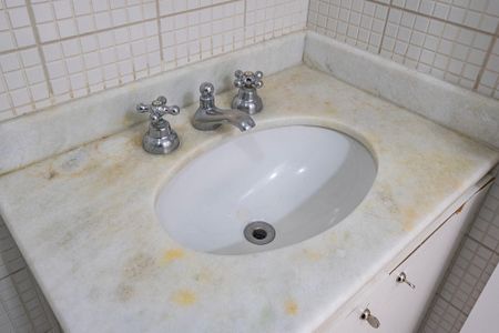 Apartamento à venda com 55m², 2 quartos e 1 vaga Apartamento à venda com 55m², 2 quartos e 1 vagaBanheiro