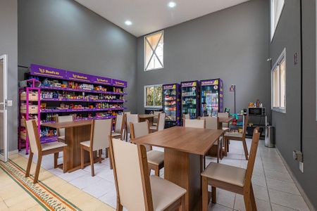 Apartamento à venda com 55m², 2 quartos e 1 vaga Apartamento à venda com 55m², 2 quartos e 1 vagaMercado