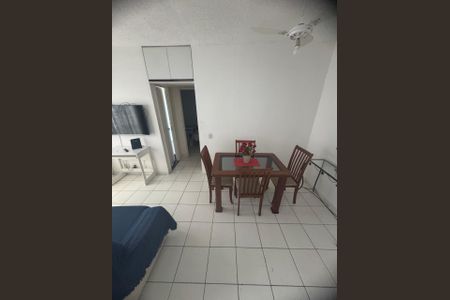 Apartamento à venda com 51m², 2 quartos e 1 vaga Apartamento à venda com 51m², 2 quartos e 1 vagaSala