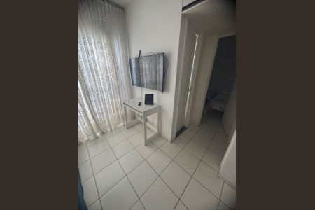 Apartamento à venda com 51m², 2 quartos e 1 vaga Apartamento à venda com 51m², 2 quartos e 1 vagaSala