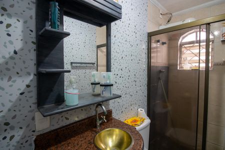 Casa à venda com 100m², 5 quartos e 2 vagas Casa à venda com 100m², 5 quartos e 2 vagasBanheiro 1