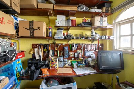 Casa à venda com 100m², 5 quartos e 2 vagas Casa à venda com 100m², 5 quartos e 2 vagasQuarto 5