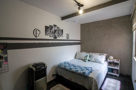 Casa à venda com 100m², 5 quartos e 2 vagas Casa à venda com 100m², 5 quartos e 2 vagasQuarto 2