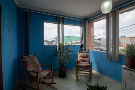 Casa à venda com 100m², 5 quartos e 2 vagas Casa à venda com 100m², 5 quartos e 2 vagasSala de Inverno