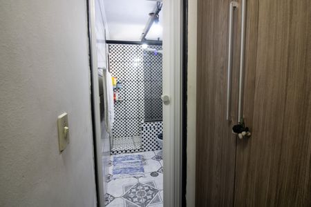 Casa à venda com 100m², 5 quartos e 2 vagas Casa à venda com 100m², 5 quartos e 2 vagasCloset suite