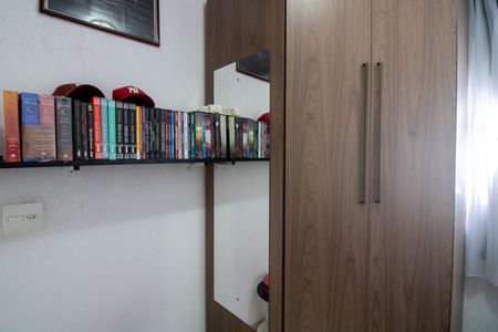 Casa à venda com 100m², 5 quartos e 2 vagas Casa à venda com 100m², 5 quartos e 2 vagasQuarto 4