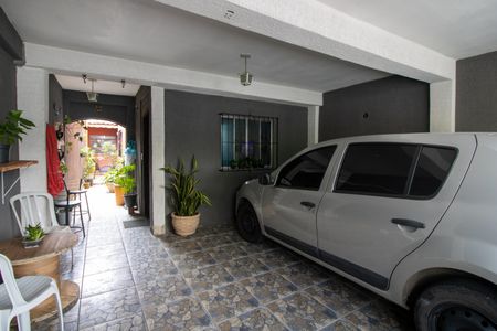 Casa à venda com 100m², 5 quartos e 2 vagas Casa à venda com 100m², 5 quartos e 2 vagasGaragem