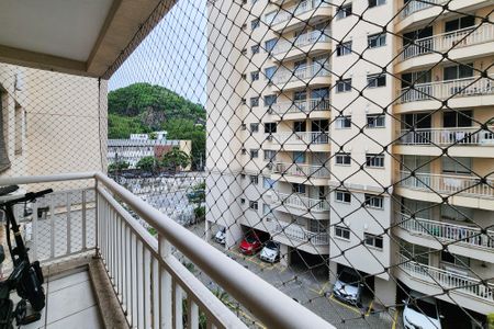 Apartamento à venda com 64m², 2 quartos e 1 vagaVista