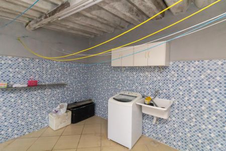 Casa para alugar com 70m², 3 quartos e sem vagaÁrea de Serviço