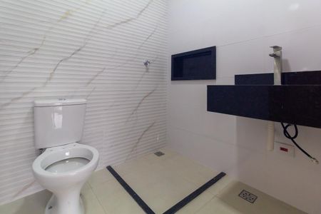 Casa à venda com 67m², 2 quartos e 2 vagas