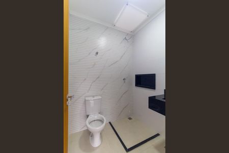 Casa à venda com 67m², 2 quartos e 2 vagas