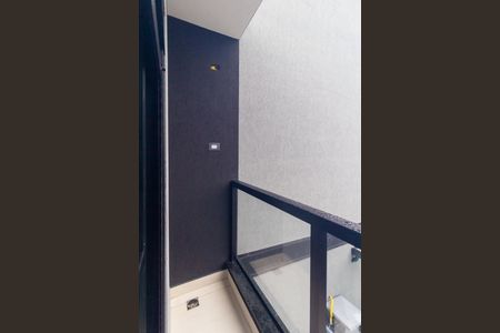 Casa à venda com 67m², 2 quartos e 2 vagas