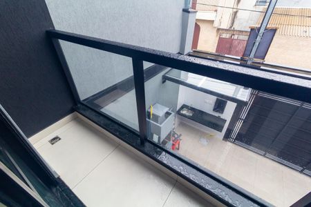 Casa à venda com 67m², 2 quartos e 2 vagas