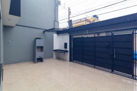 Casa à venda com 67m², 2 quartos e 2 vagas