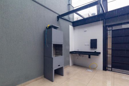 Casa à venda com 67m², 2 quartos e 2 vagas