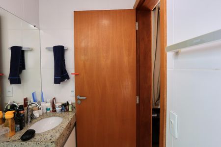 Apartamento à venda com 60m², 2 quartos e 1 vagaBanheiro da Suíte