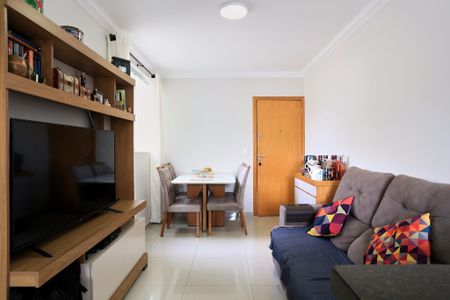 Sala de apartamento à venda com 2 quartos, 60m² em Cachoeirinha, Belo Horizonte