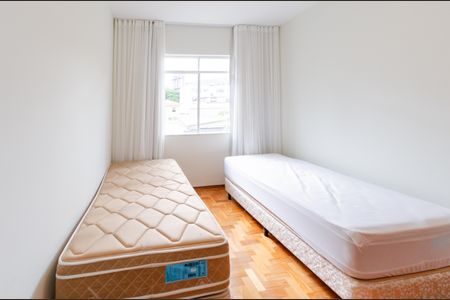 Apartamento para alugar com 90m², 3 quartos e 1 vagaQuarto 2