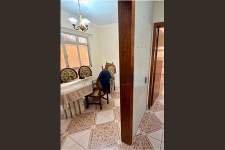 Foto 10 de casa à venda com 2 quartos, 120m² em Vila Nhocuné, São Paulo