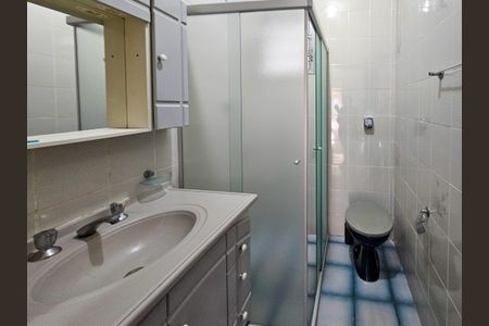 Casa para alugar com 278m², 3 quartos e 6 vagasBanheiro