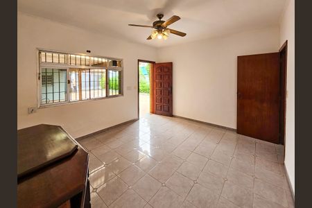 Casa para alugar com 278m², 3 quartos e 6 vagasSala