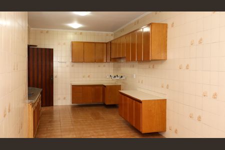 Casa para alugar com 278m², 3 quartos e 6 vagasCozinha