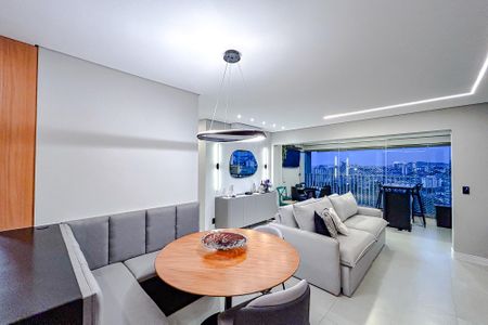 Apartamento à venda com 79m², 2 quartos e 1 vagaSala de Jantar