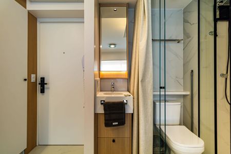 Banheiro de kitnet/studio à venda com 1 quarto, 25m² em Butantã, São Paulo