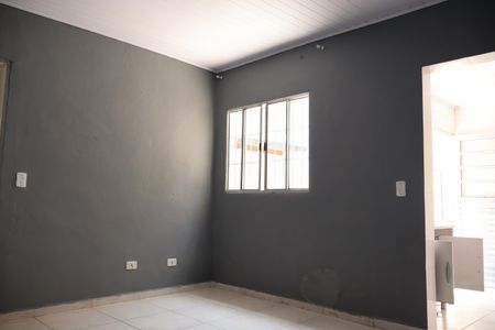 Casa para alugar com 42m², 1 quarto e sem vagaSala